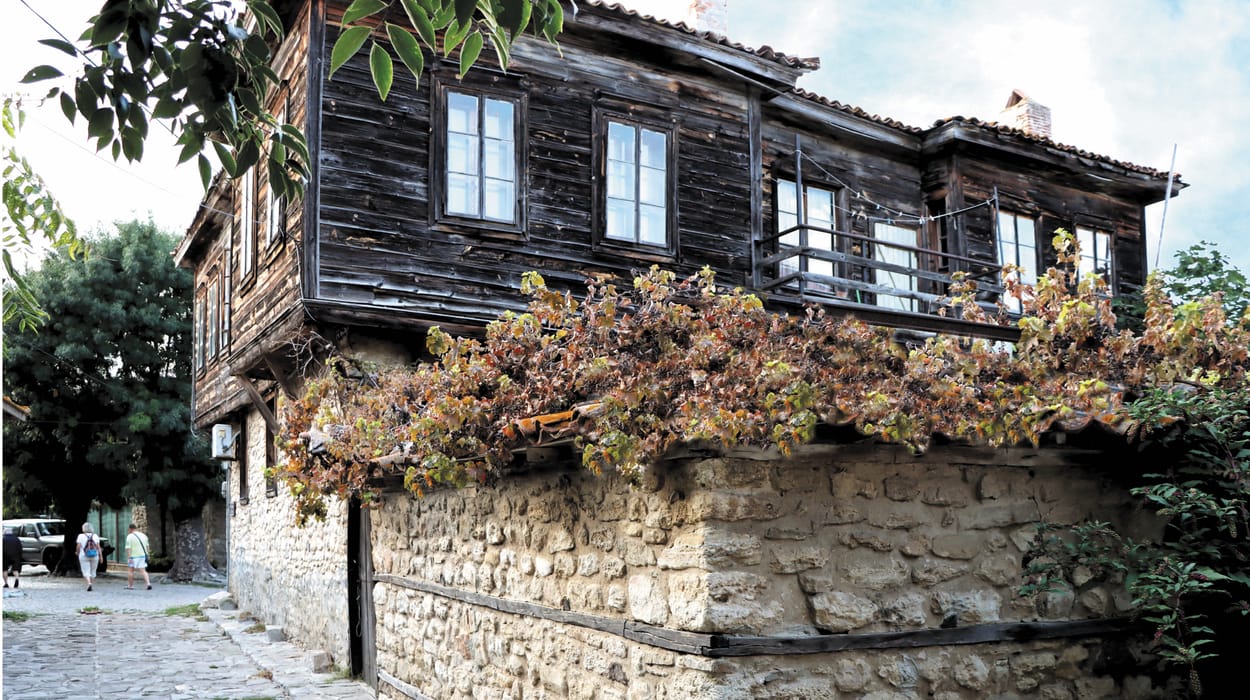 Къща на Аргир /Пиков/ Наков и Катина Янулова; фотография: Милена Крачанова