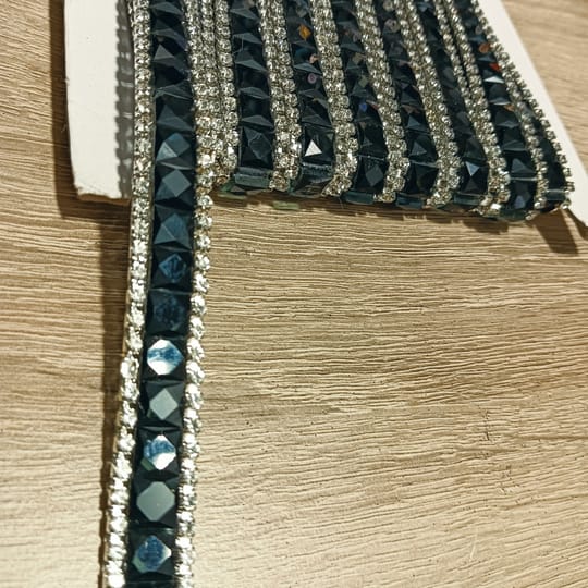 Ширит с кристали /14