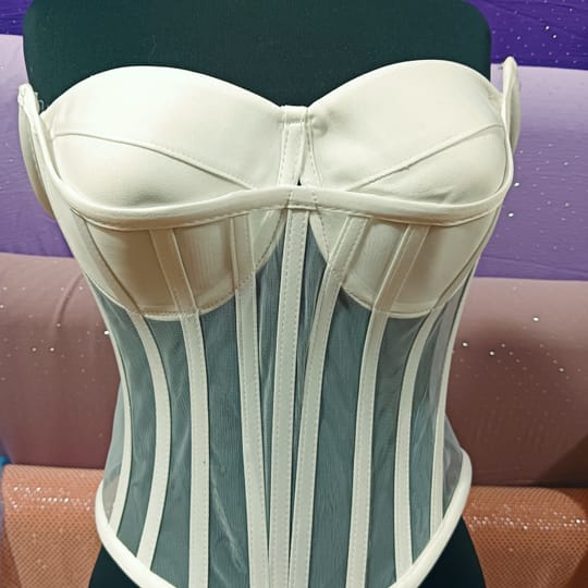 Корсет /батман /бял