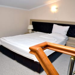 студио на два етажа с две спални