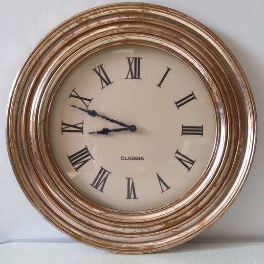Стенен часовник KAIROS, серия Classia. 