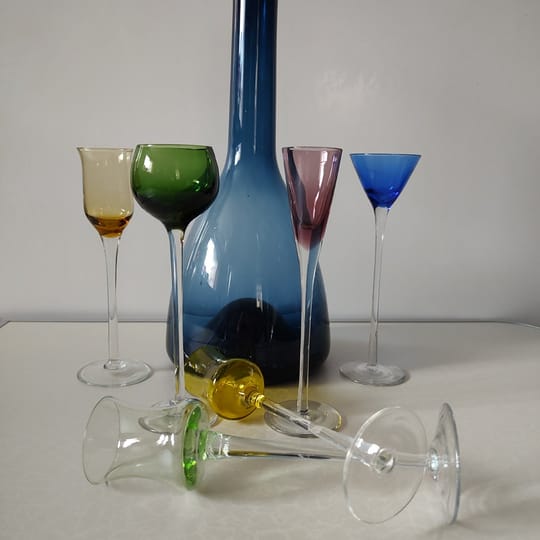 Многоцветен комплект за ликьор от 6 части