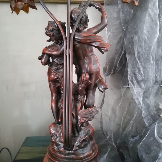 настолна лампа Романтична двойка