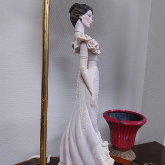 настолна лампа