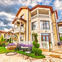 екстериор на къъщите в House Garden Complex