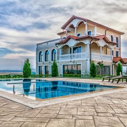 екстериор на къъщите в House Garden Complex