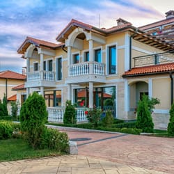 екстериор на къъщите в House Garden Complex