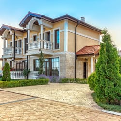екстериор на къъщите в House Garden Complex