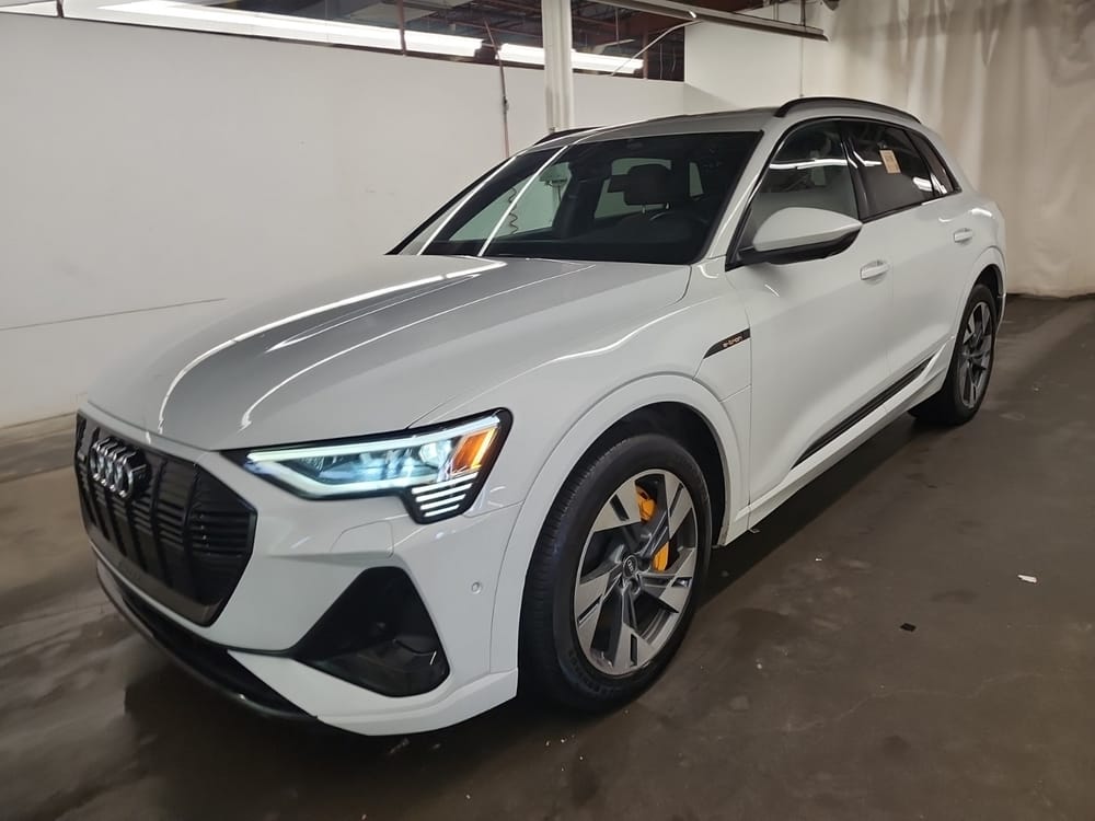 2022 Audi e-tron Progressiv