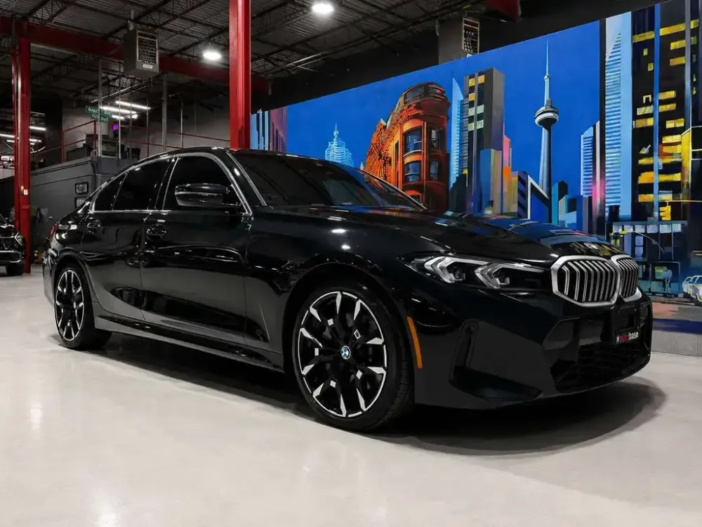 2025 BMW 330i xDrive M Sport