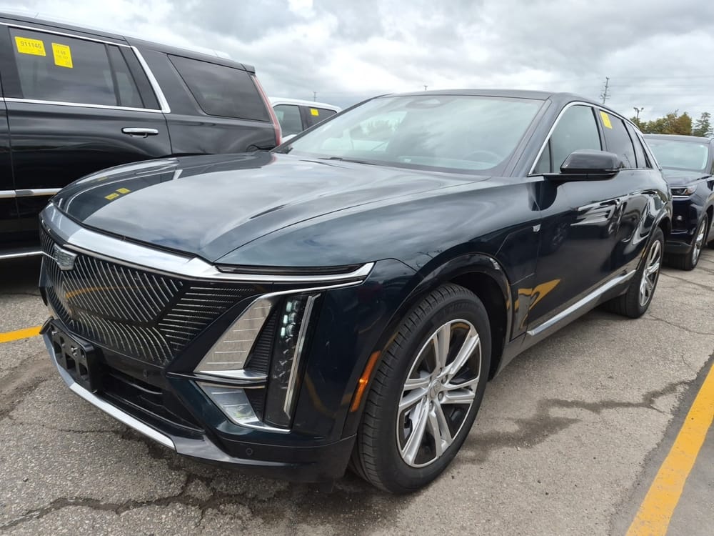 2024 Cadillac LYRIQ TECH