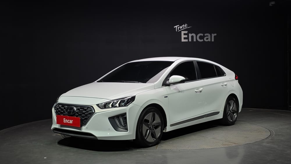 Hyundai IONIQ Hybrid 1. 6 HEV Q