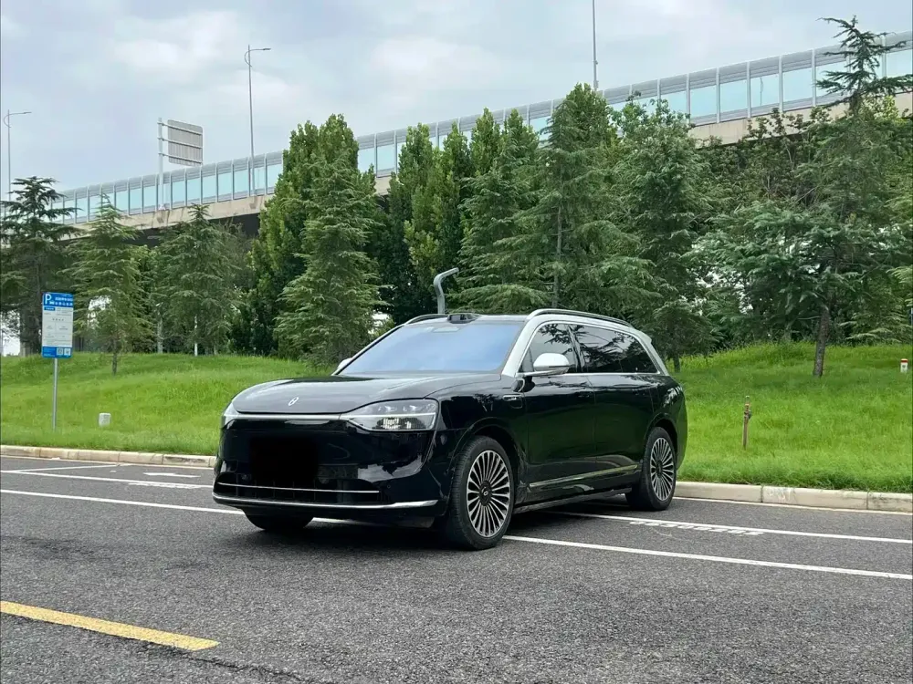 2024 AITO WENJIE M9 EXTENDED RANGE ULTRA 42 kWh 6-SEATER