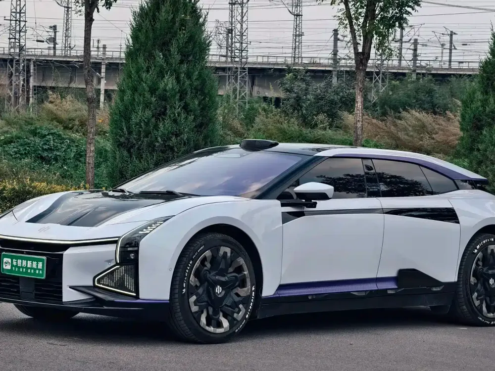 2023 HiPhi Z Urban Edition 4-Seater