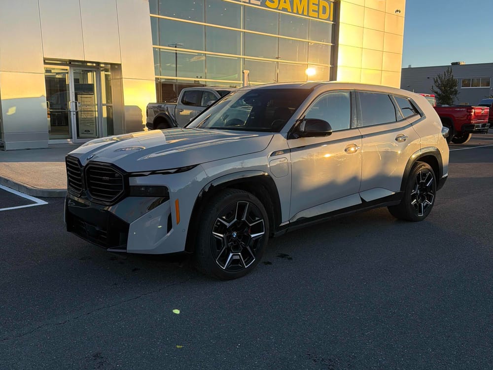 2025 BMW XM 4.4 V8 PLUG-IN HYBRID xDRIVE