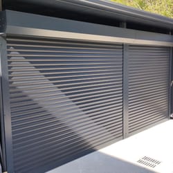 гаражна врата