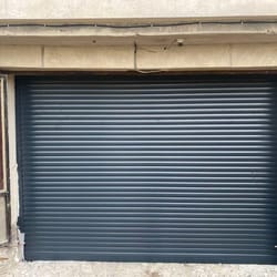 гаражна врата