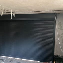 гаражна врата