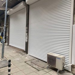 гаражна врата