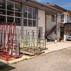 производствена база