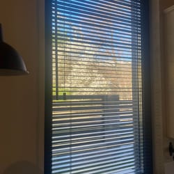 дървени щори