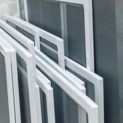 комарници на панти