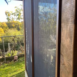 комарници Плисе