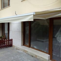 Сенници с чупещо рамо