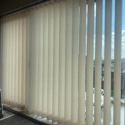 вертикални щори