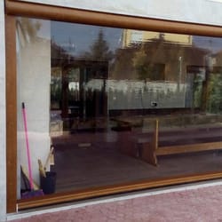 ветроупорни завеси