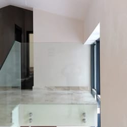  стъклени парапети