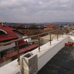  стъклени парапети