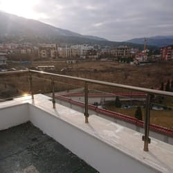  стъклени парапети