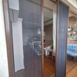 Комарник плисе