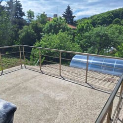 алуминиеви парапети със струни