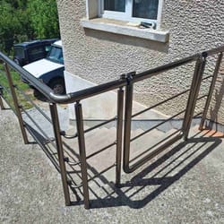 алуминиеви парапети със струни