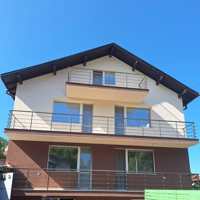 Алуминиеви парапети със струни