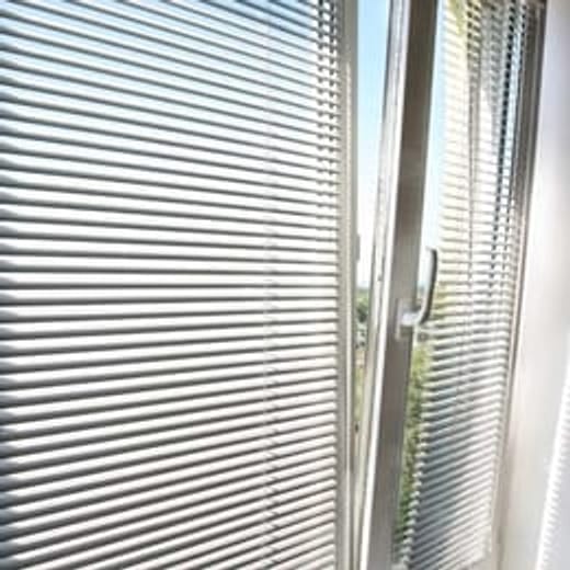 хоризонтални щори text