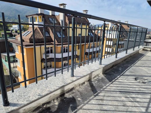 алуминиев парапет text