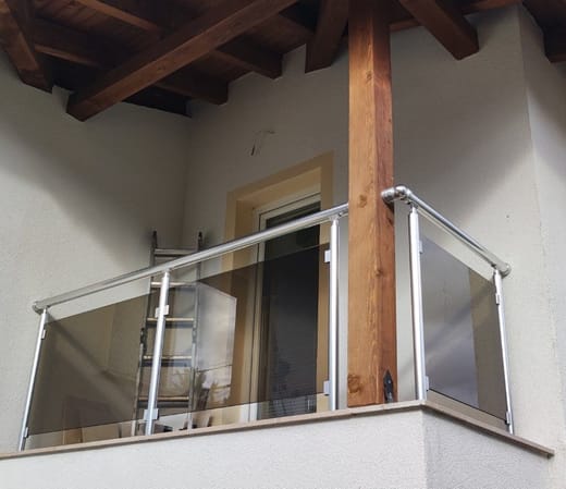 алуминиев парапет text