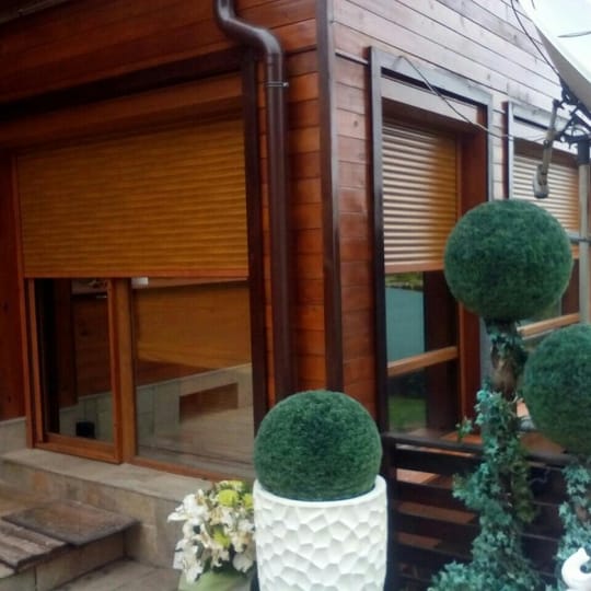 Ролетни външни щори Н39