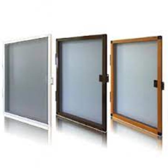 Комарници на панти