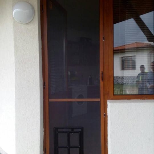 Комарник Врата