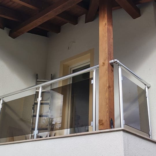 Стъклени парапети