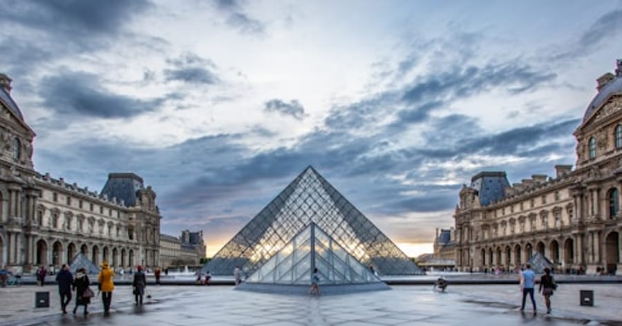 ​⏱️ Стоп на Чуденето: Най-Доброто Време за Посещение на Европейски Столици