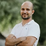 гл. асистент д-р Спартак Янакиев, доктор