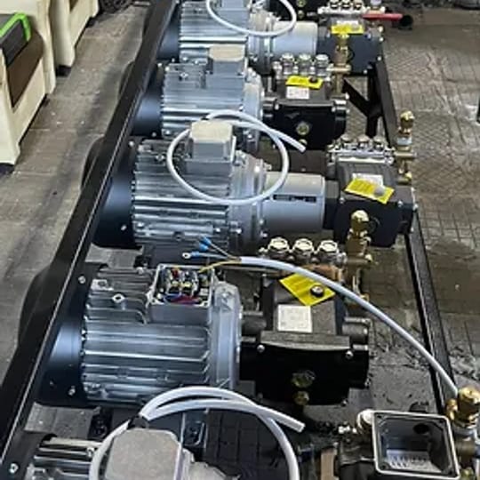 Инверторна денферна система за автомивка на самообслужване оборудване