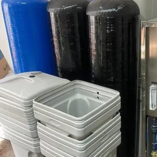 Индустриална омекотителна система 100кг. Смола на 1 колона