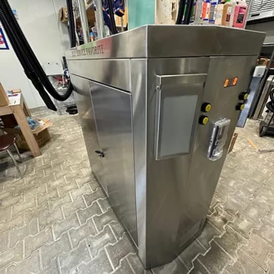 Двупостова прахосмукачка за автомивка на самообслужване