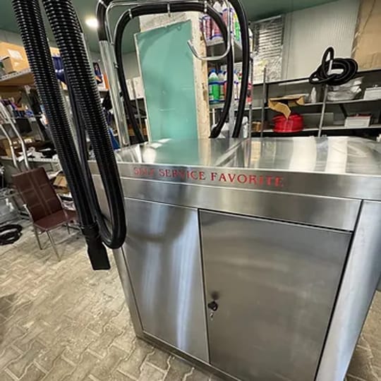 Двупостова прахосмукачка